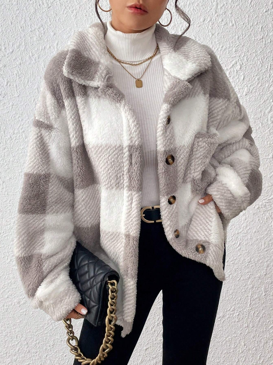 Aspen Cozy Plaid Jacket